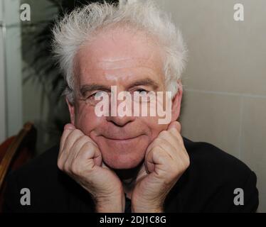 Jacques Jakubowicz aka Jacky a l’hotel Balzac a Parigi, Francia, le 25 mai 2016. Jean-Pierre Danel a recu un disque de platine pour son album Guitare Tribute. Foto Alain Apaydin/ABACAPRESS.COM Foto Stock