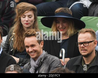 Marilou Berry e Sarah Suco durante il French Tennis Open all'arena Roland-Garros a Parigi, Francia il 29 maggio 2016. Foto di Laurent Zabulon/ABACAPRESS.COM Foto Stock