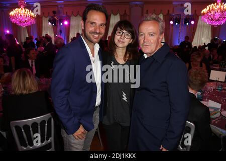 Christophe Michalak e sua moglie Delphine McCarty, Alain Passard, partecipano alla cena di gala 'Autistes sans Frontieres' che si tiene all'Hotel Marcel Dassault a Parigi, in Francia, il 2 giugno 2016. Foto di Jerome Domine/ABACAPRESS.COM Foto Stock