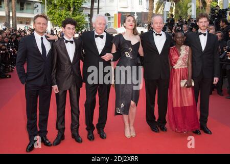 Jeremy Renier, louka Minnella, Jean-Pierre Dardenne, Adele Haenel, Luc Dardenne, Nadege Ouedraogo, Oliver Bonnaud - CANNES 2016 - MONTEE DES MARCHES DU FILM ' LA FILLE INCONNUE (LA RAGAZZA SCONOSCIUTA)' Foto di Nasser Berzane/ABACAPRESS.COM Foto Stock