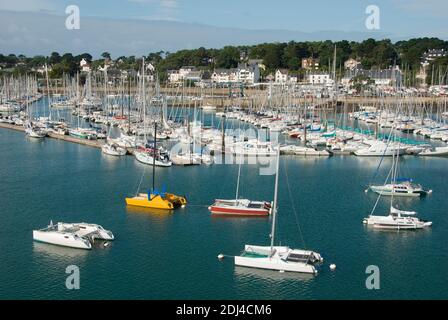 Frankreich, Bretagne, Morbihan, La TrinitÈ-sur-Mer, Hafen Foto Stock