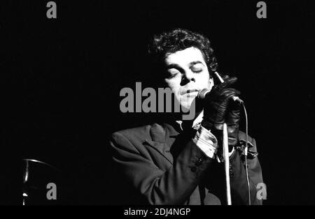 Kilburn e le strade alte. Gruppo britannico dei Pub Rock con Ian Dury in voce. Hammersmith Odeon 1975 Foto Stock