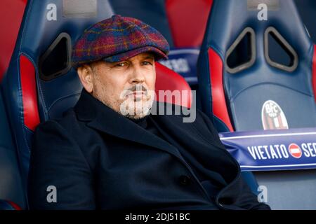 Bologna, Italia. 13 Dicembre 2020. Bologna, Italia, stadio Dall'Ara, 13 dicembre 2020, Sinisa Mihajlovic (Coach Bologna FC) durante il Bologna FC vs AS Roma - Calcio italiano Serie A Match Credit: Ettore Griffoni/LPS/ZUMA Wire/Alamy Live News Foto Stock