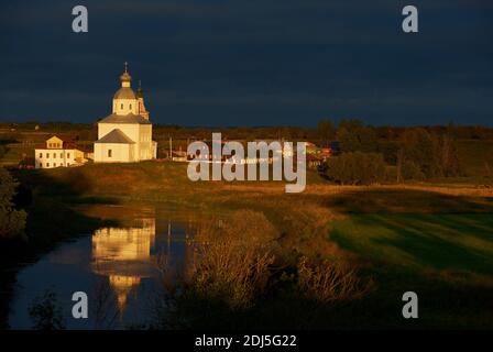 Russia, Rossiya, Vladimir Oblast, anello d'Oro, Suzdal, patrimonio mondiale dell'UNESCO Foto Stock