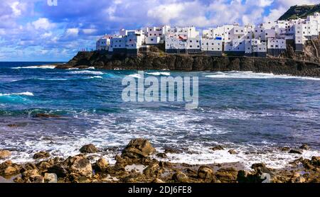 Bel villaggio costiero El Roque en El Pagador de Moya a Grand Canary. Isole Canarie di Spagna Foto Stock