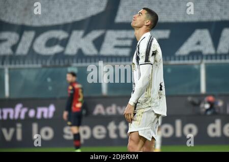 Genova, Italia. 13 Dicembre 2020. Genova, Italia, Stadio Luigi Ferraris, 13 dicembre 2020, Cristiano Ronaldo (Juventus) delusione durante il CFC di Genova vs Juventus FC - Calcio italiano Serie A match Credit: Danilo Vigo/LPS/ZUMA Wire/Alamy Live News Foto Stock