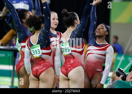 USA's Simone Biles la superstar della squadra femminile statunitense di ginnastica che ha vinto l'evento della squadra femminile di ginnastica artistica a Rio Olympic Arena, Rio, Brasile, il 9 agosto 2016. Foto di Henri Szwarc/ABACAPRESS.COM Foto Stock