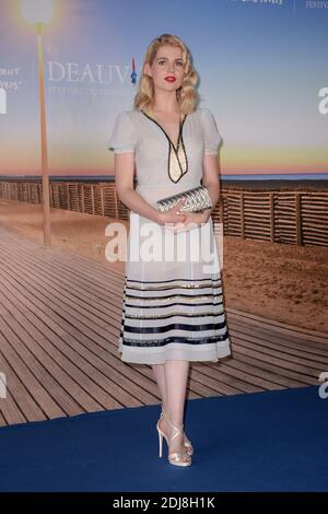 Lucy Boynton partecipa a una fotocellula per Sing Street al 42° Festival del Cinema americano di Deauville, Francia, il 6 settembre 2016foto Julien Reynaud/APS-Medias/ABACAPRESS.COM Foto Stock