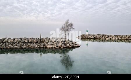 11 Dicembre 2020. Lincoln Ontario Canada, Jordan Harbour lungo il lato dell'autostrada QEW. Luke Durda/Alamy Foto Stock