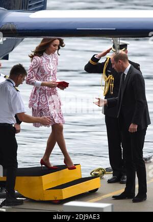 Catherine, Duchessa di Cambridge e il Principe Guglielmo, Duca di Cambridge, dopo essere arrivati in aereo al Vancouver Harbour Flight Center durante il loro Royal Tour del Canada il 25 settembre 2016 a Vancouver, Canada. Foto di Lionel Hahn/ABACAPRESS.com Foto Stock