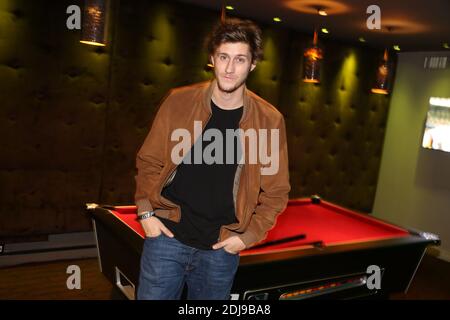 Jean-Baptiste Maunier partecipa al lancio del nuovo gioco FIFA 2017 (chiamato anche FIFA 17) che si è tenuto a 'Cercle Cadet' a Parigi, in Francia, il 26 settembre 2016. Foto di Jerome Domine/ABACAPRESS.COM Foto Stock