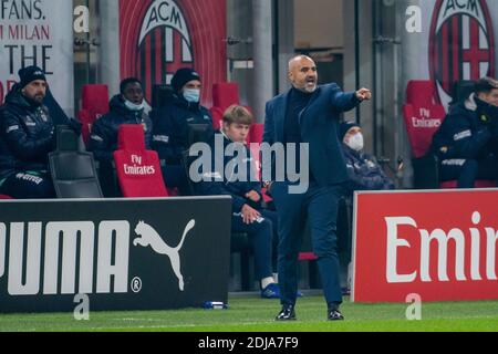 13 dicembre 2020, Milano, Italia: Milano, Italia, stadio Giuseppe Meazza San Siro, 13 dicembre 2020, allenatore di Parma Calcio Fabio Liverani durante AC Milano vs Parma Calcio 1913 - Calcio italiano Serie A match (Credit Image: © Luca Rossini/LPS via ZUMA Wire) Foto Stock