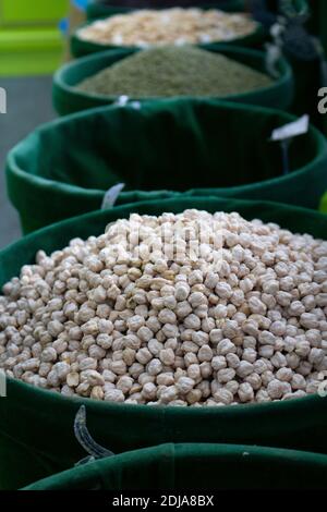 Ceci e legumi secchi sani, fagioli, cereali Foto Stock