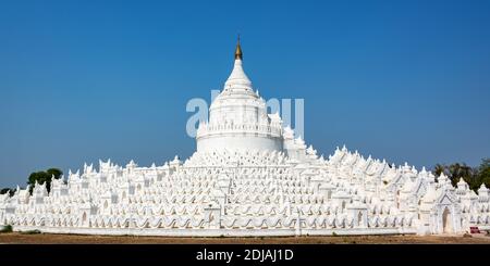 Hsinbyume Pagoda, il Tempio Bianco a Mingun Mandalay, Birmania Myanmar Foto Stock