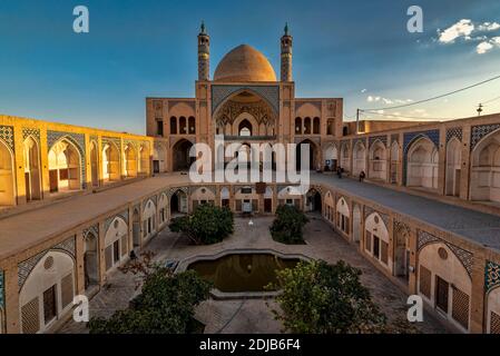 23 ottobre 2018. Moschea di Agha Bozorg, Kashan, Iran Foto Stock