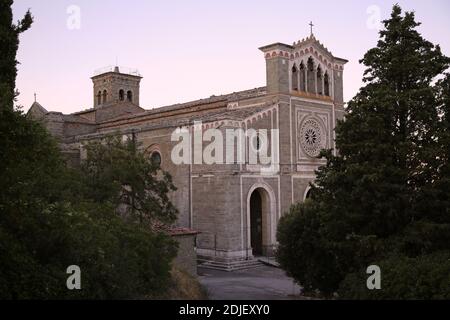 La Basilica di Santa Margherita a Cortona alla prima luce del mattino, Italia Foto Stock