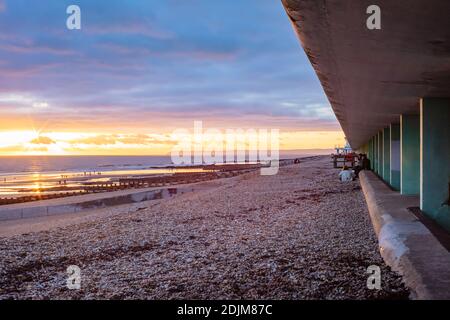 Bottle Alley, Hastings, al tramonto Foto Stock