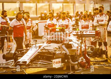 99 GIOVINAZZI Antonio (ita), Alfa Romeo Racing ORLEN C39, starting grid during the Formula 1 Etihad Airways Abu Dhabi Grand Pr / LM Foto Stock