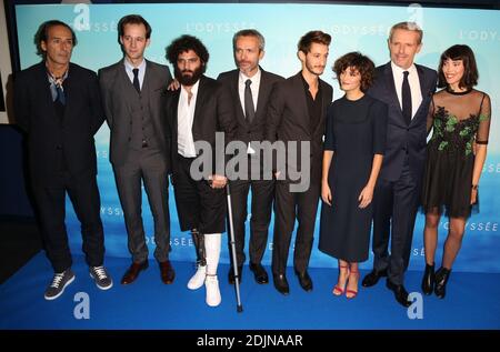 Alexandre Desplat, Benjamin Lavernhe, Vincent Heneine, Jerome Salle, Pierre Niney, Audrey Tautou, Lambert Wilson e Chloe Hirschman in occasione della prima edizione dell'Odyssee tenutasi presso l'UGC Normandie, a Parigi, Francia, il 4 ottobre 2016. Foto di Jerome Domine/ABACAPRESS.COM Foto Stock