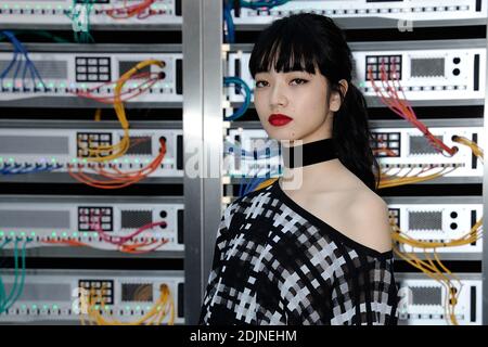 Nana Komatsu partecipa alla sfilata Chanel nell'ambito della settimana della moda di Parigi, pronta a indossare la primavera/estate 2017 a Parigi, in Francia, il 04 ottobre 2016. Foto di Aurore Marechal/ABACAPRESS.COM Foto Stock