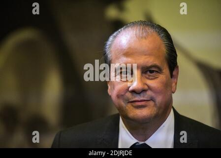 Il primo segretario del partito socialista francese Jean-Christophe Cambadelis partecipa a una conferenza sui diritti delle donne nell'Unione europea tenutasi a Parigi il 27 ottobre 2016. Foto di Yann Korbi/ABACAPRESS.COM Foto Stock