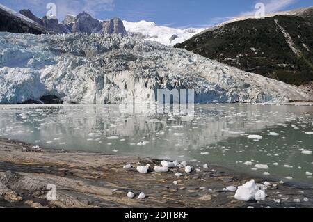 America del Sud, Cile, Regione Xll, Terra del Fuego, Cruceros Australis M / S Via Australis, canale Beagle, Ghiacciaio Pia Foto Stock