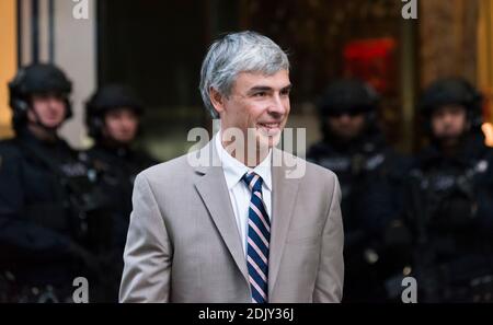 Larry Page, CEO di Alphabet, è visto fuori dalla Trump Tower a New York, NY, USA poco dopo aver lasciato l'edificio il 14 dicembre 2016. Credit: Albin Lohr-Jones / Pool via CNP Foto Stock