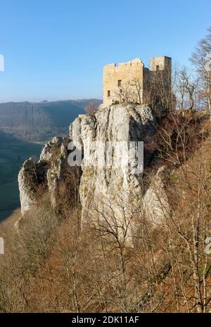 Germania, Baden-Wuerttemberg, Neidlingen, rovine del castello di Reußenstein, Alb sveva Foto Stock