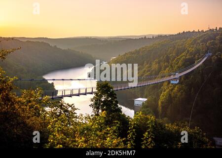 Germania, Sassonia-Anhalt, Harz, ponte sospeso Titan RT nella diga di Rappbode, Foto Stock