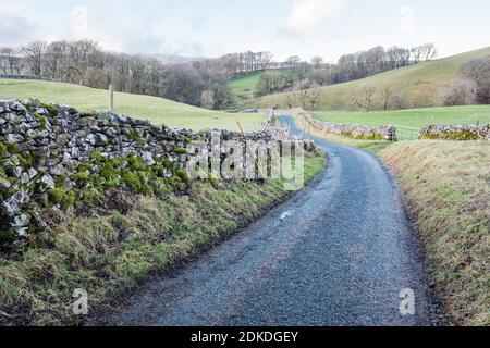 Una strada tranquilla su Horton-in-Ribblesdale Foto Stock