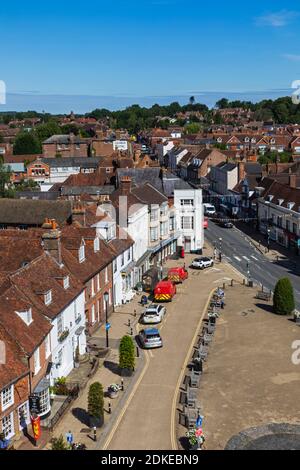 Inghilterra, Sussex est, Battaglia, vista elevata del centro città da Battle Abbey Gatehouse Foto Stock