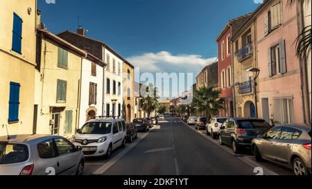 Grand Rue a la Palme in estate Foto Stock