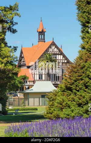 Bath House, Museo di Arte e Storia, Giardino del Governo, Rotorua, Baia di Plenty, Isola del Nord, Nuova Zelanda, Oceania Foto Stock