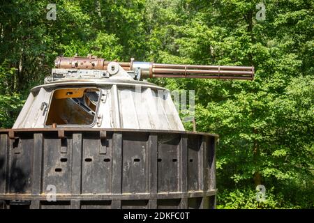 Pereslavl-Zalessky, Russia - 25 luglio 2018: AK-630 - sistema di armi da guerra sovietico completamente automatico basato su un cannone rotante da 30 mm a sei barrelati. Foto Stock