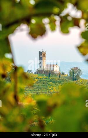 the hill with the Church of San Lorenzo, Farra di Soligo, province of Treviso, Veneto, Italy Stock Photo