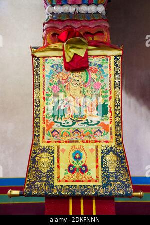 Rumtek, India - 18 novembre 2011: Thangka buddista - un dipinto buddista tibetano su cotone, o applicazione di seta - nel monastero di Rumtek, Sikkim, India Foto Stock