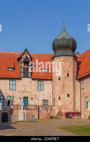 Roland nel castello ormeggiato, Bad Bederkesa, quartiere di Cuxhaven, bassa Sassonia, Germania, Europa Foto Stock