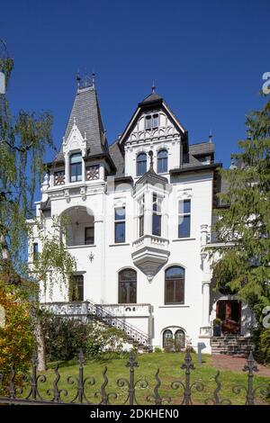 Classicist residential building in Gartenstrasse, Oldenburg in Oldenburg, Lower Saxony, Germany, Europe Foto Stock