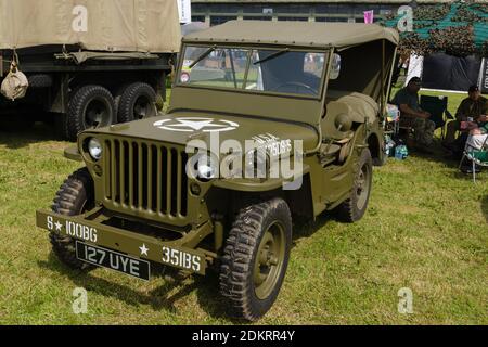 Willys MB Jeep o Ford GPW in un'esposizione di veicoli militari d'epoca. Usato estesamente dagli eserciti alleati nella seconda guerra mondiale Foto Stock