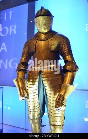 Suit of Armor in mostra nella Torre di Londra, Londra, Inghilterra, Regno Unito Foto Stock