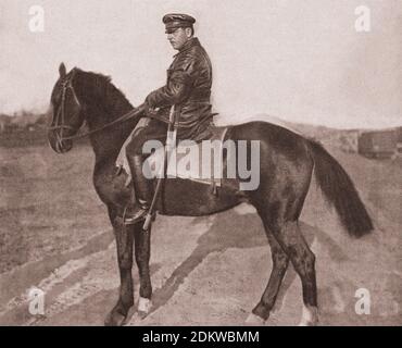 Foto d'archivio di Klim Voroshilov. Tempo della guerra civile russa. 1918 Klim Voroshilov (1881 – 1969) è stato un Foto Stock