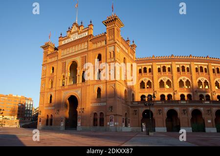 Madrid, Spagna - Alba a Plaza de Toros (arena), Las Ventas Foto Stock