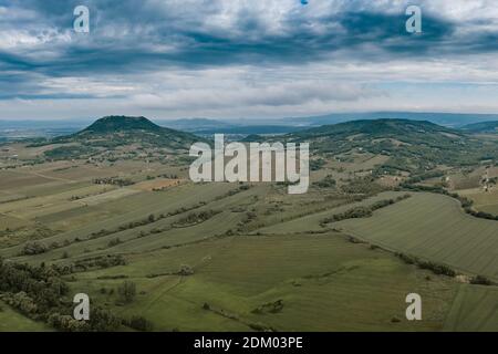 Foto aerea della bella Balaton felvidek con Csobanc Foto Stock