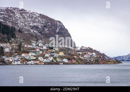 Crociera lungo Salhus vicino Bergen in Norvegia Foto Stock
