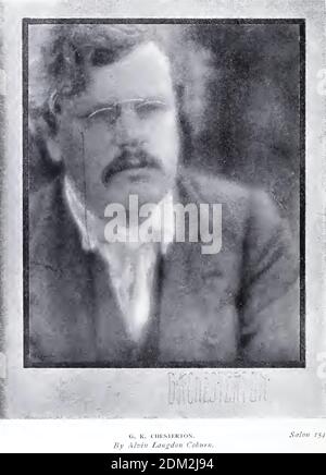 Fotografia d'epoca dello scrittore inglese, filosofo, teologo laico e critico d'arte preso dal famoso fotografo Alvin, Langdon Coburn. Foto Stock