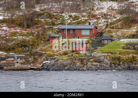 Crociera lungo Radfjorden vicino Bergen in Norvegia Foto Stock