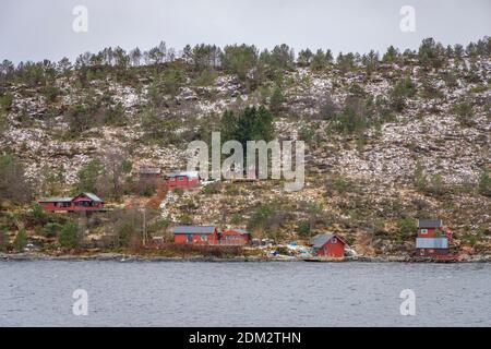 Crociera lungo Kvernafjorden vicino a Bergen in Norvegia Foto Stock