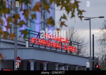 Il teatro Old Vic il 9 dicembre a Londra Sud nel Regno Unito. Foto di Sam Mellish Foto Stock