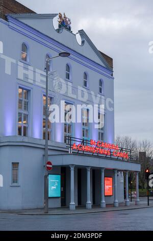 Il teatro Old Vic il 9 dicembre a Londra Sud nel Regno Unito. Foto di Sam Mellish Foto Stock