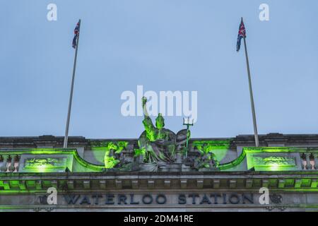 Waterloo Station il 9 dicembre a South London nel Regno Unito. Foto di Sam Mellish Foto Stock